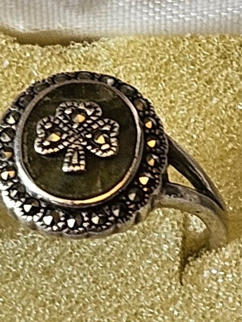 Vintage Solvar Connemara Marble & Marcasite Shamrock Ring (.925 Sterling Silver)